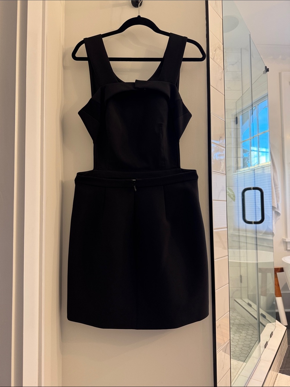 Women’s Black Sleeveless and Backless Mini Dress